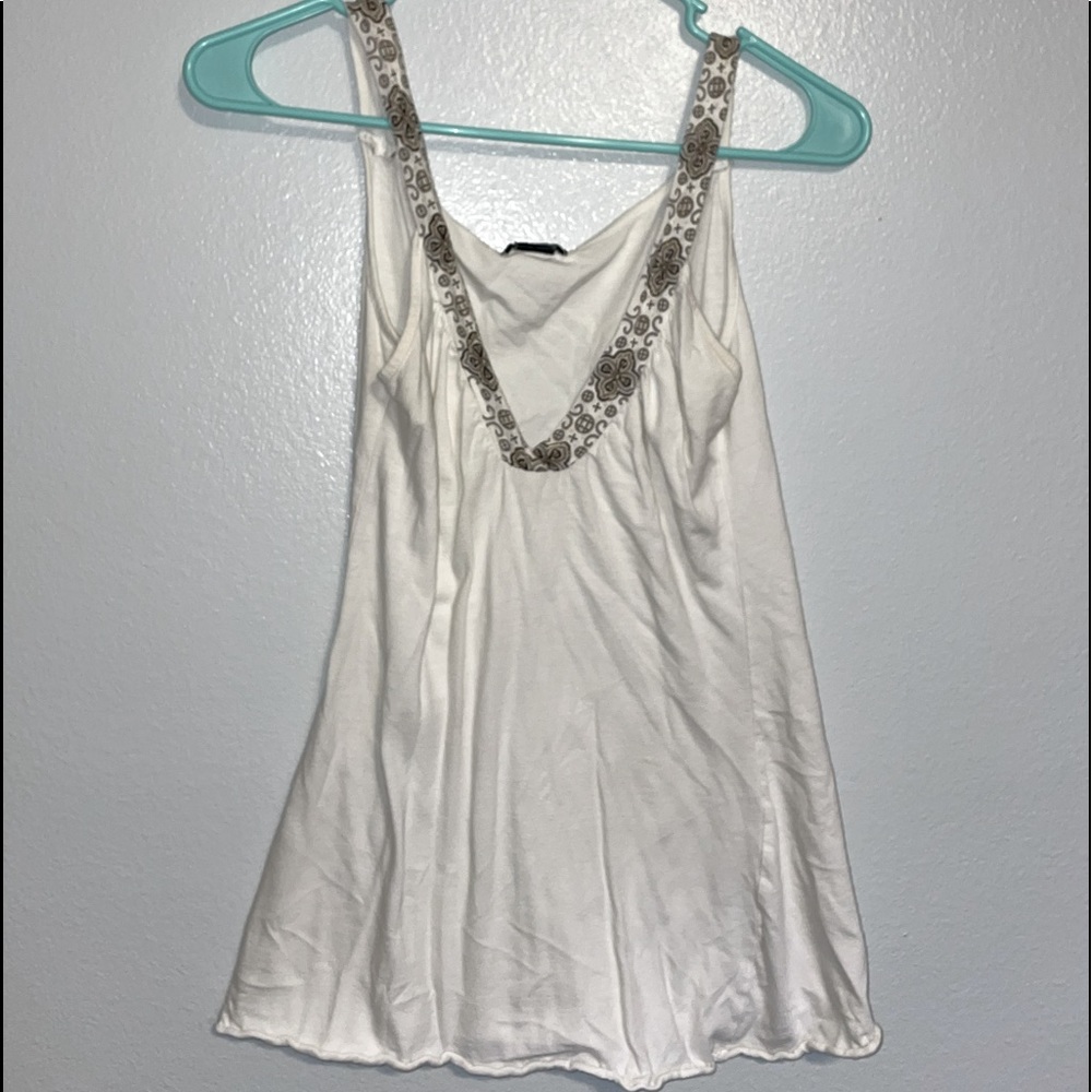 White tank